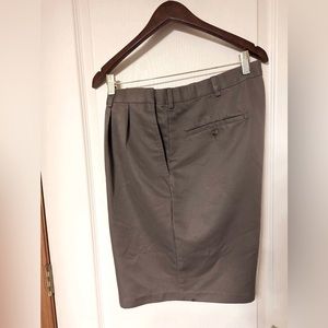 Bay to Bay Mens Brown Golf/Dress Shorts Size: 38